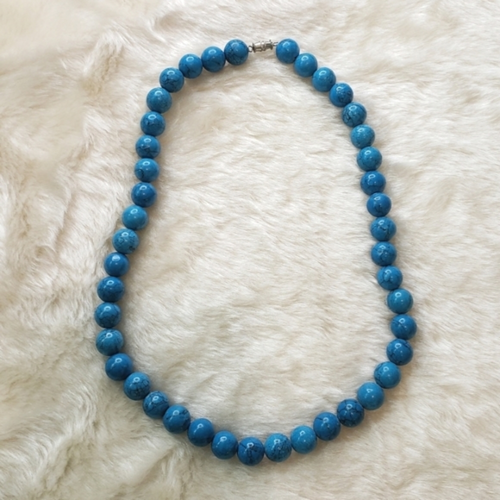 VINTAGE Blue Magnesite Chunky Beaded Collar Necklace Southwestern